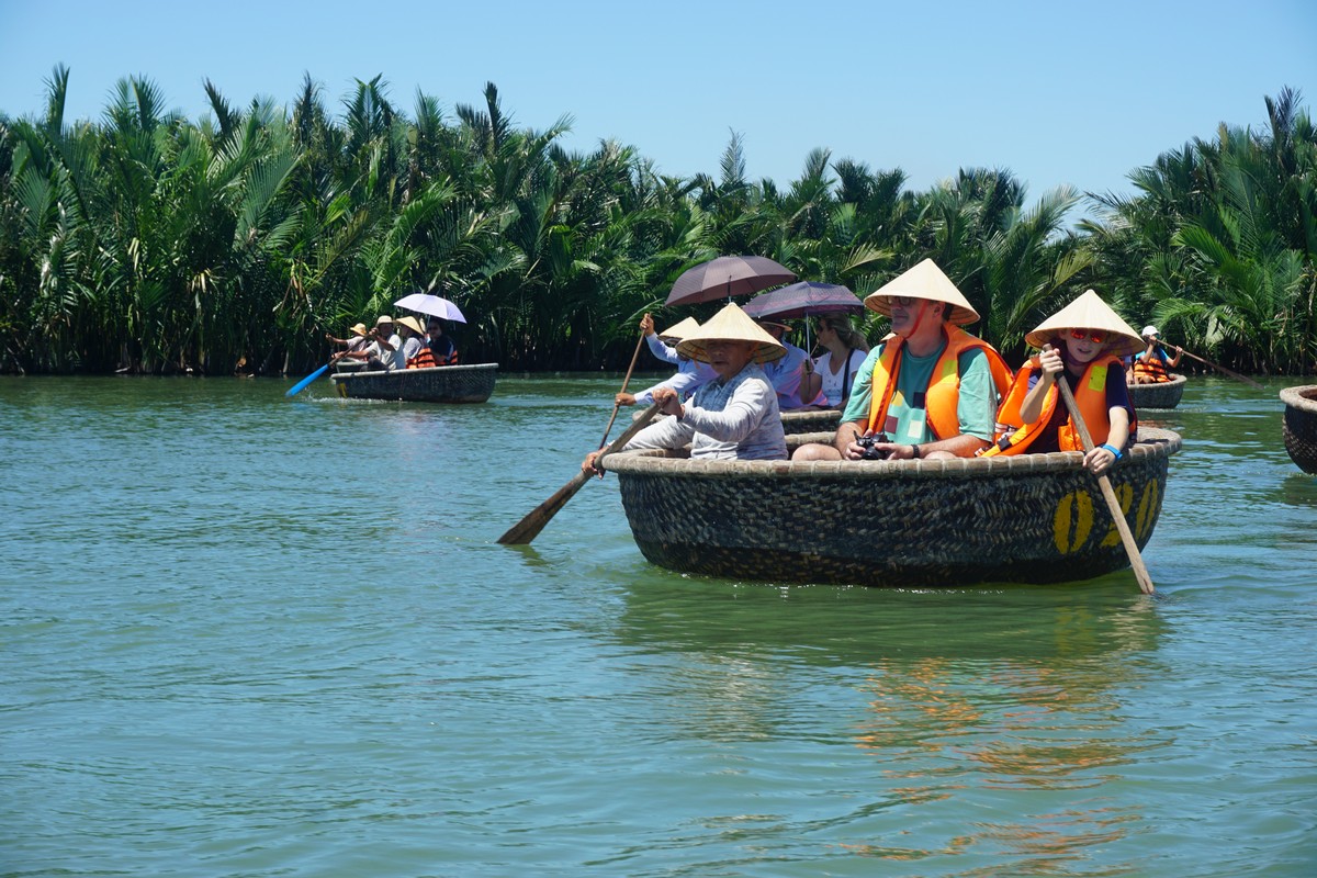 Barque en bambou - Sous les ailes du Dragon Vietnam
