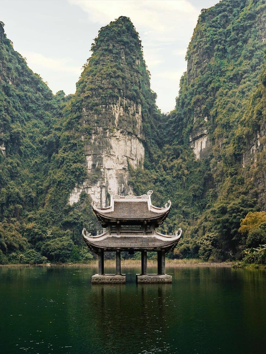 baie d'ha long terrestre